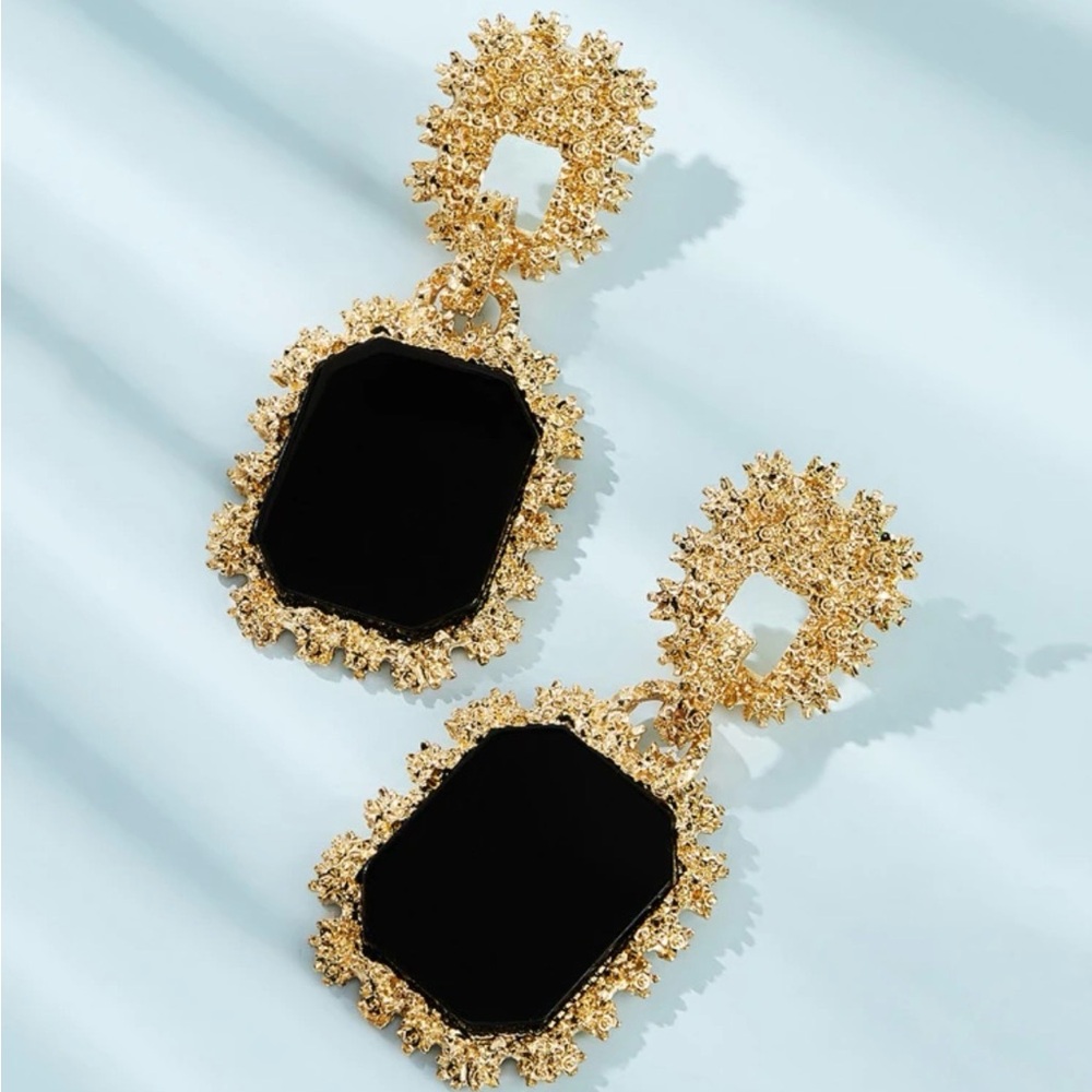 Elegant Black and Gold Drop Earrings